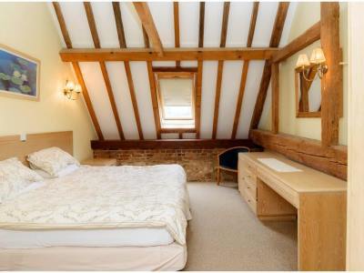 Kingfisher Barn Bed & Breakfast Абингдон Экстерьер фото